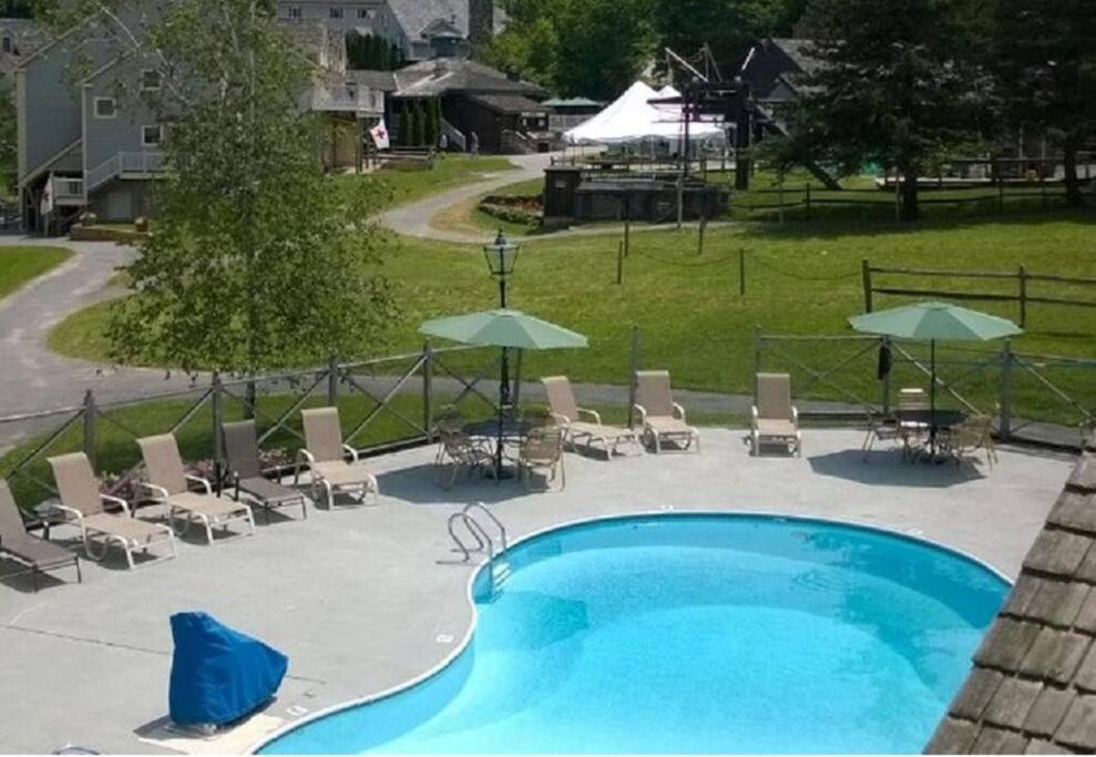 Ski On Off 1Br Suite 1St Flr Sleeps 4 Jiminy Peak Hancock Bagian luar foto